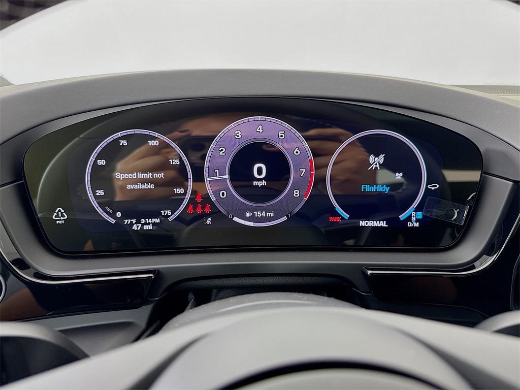 new 2025 Porsche Cayenne car, priced at $125,995