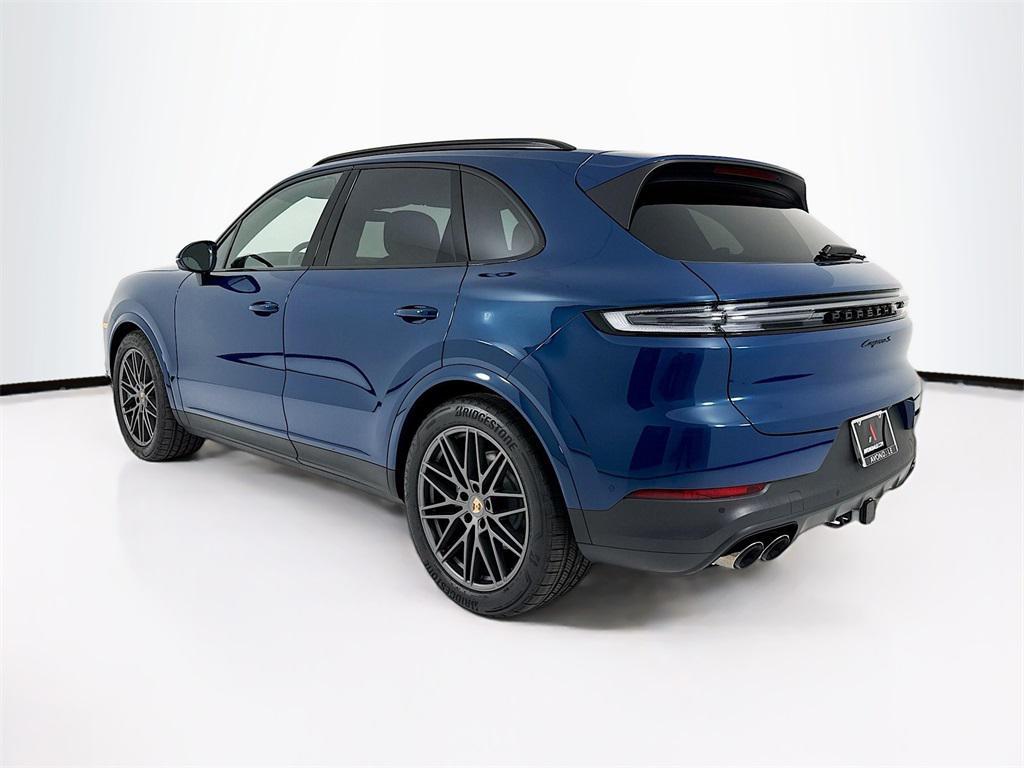 new 2025 Porsche Cayenne car, priced at $133,555
