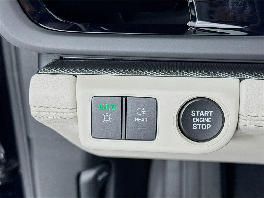 new 2026 Porsche Panamera car, priced at $146,060