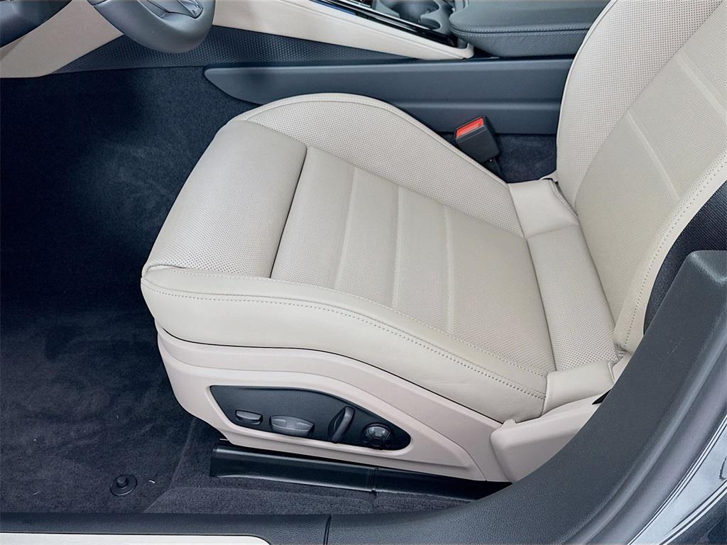 new 2026 Porsche Panamera car, priced at $138,900