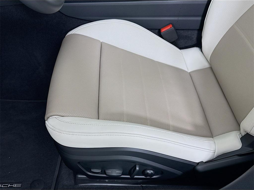 new 2026 Porsche Panamera car, priced at $146,060