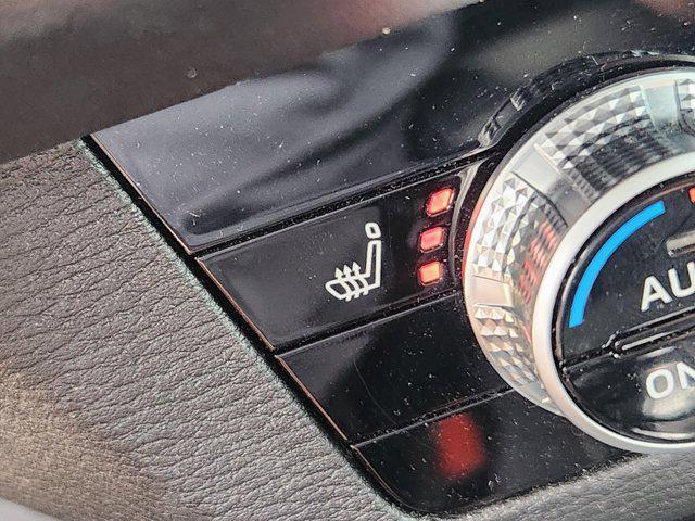 used 2024 Mitsubishi Outlander car, priced at $23,327