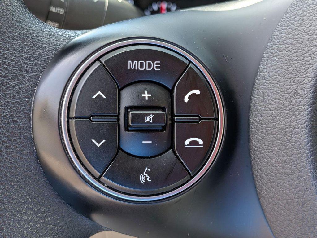 used 2022 Kia Soul car, priced at $13,998