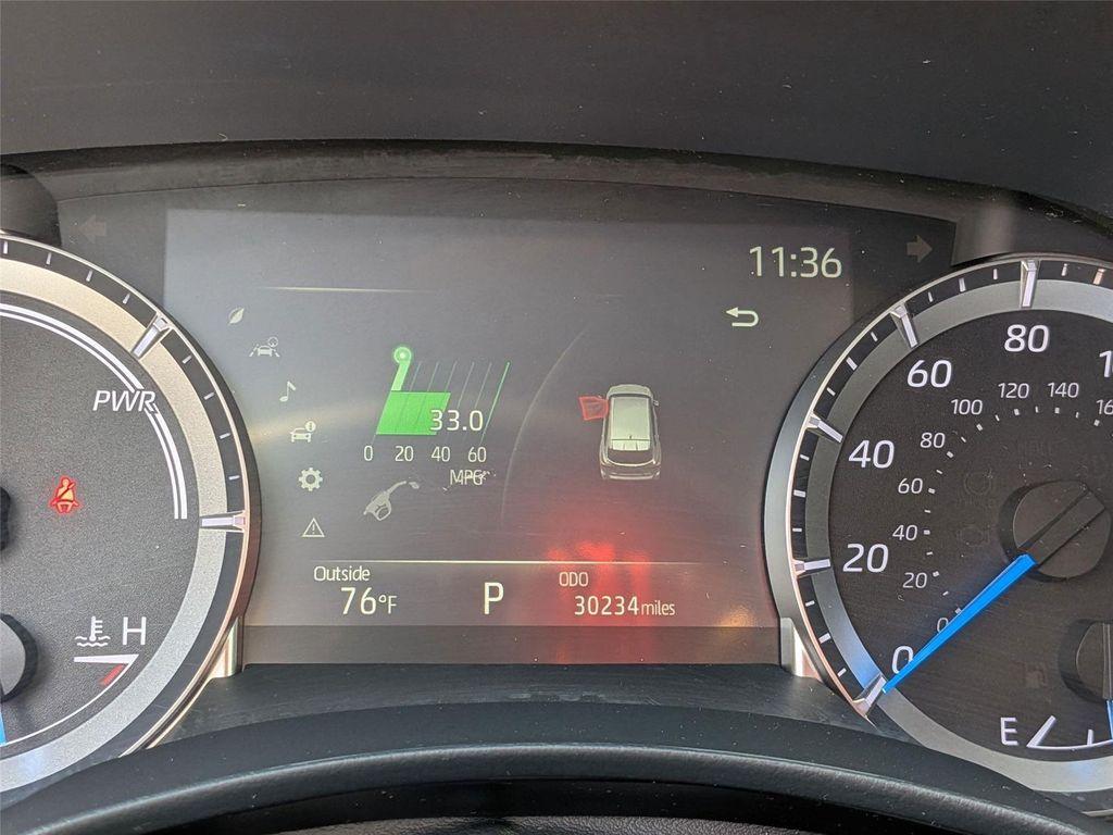 used 2024 Toyota Highlander Hybrid car, priced at $42,498