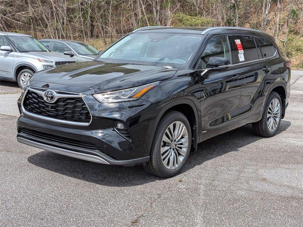 new 2026 Toyota Highlander Hybrid car, priced at $56,273