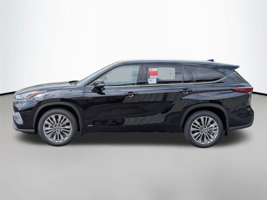 new 2026 Toyota Highlander Hybrid car, priced at $56,273