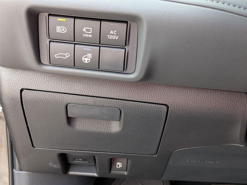 new 2026 Toyota Highlander Hybrid car, priced at $56,273