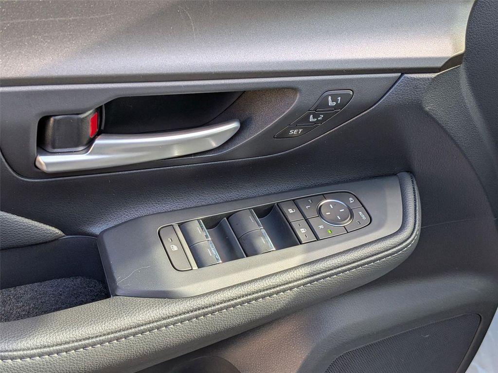 new 2026 Toyota Highlander Hybrid car, priced at $62,140