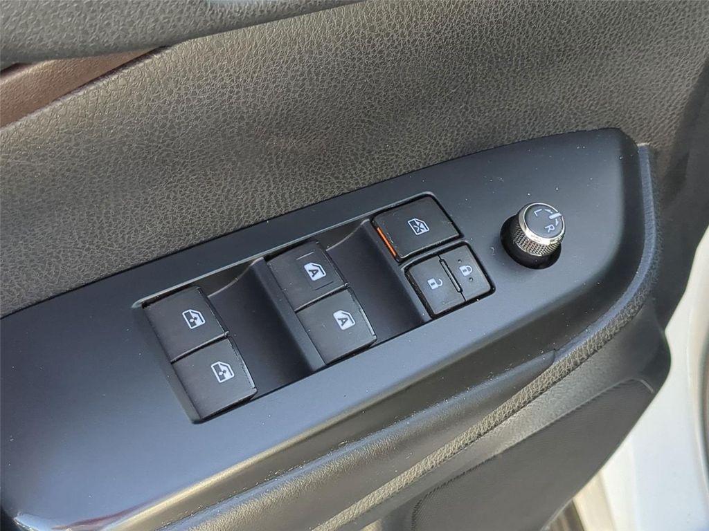 used 2019 Toyota Highlander car, priced at $22,497
