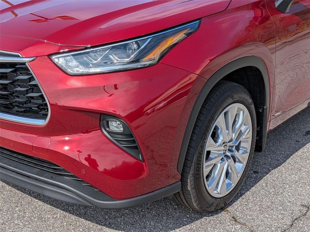new 2026 Toyota Highlander Hybrid car, priced at $54,494