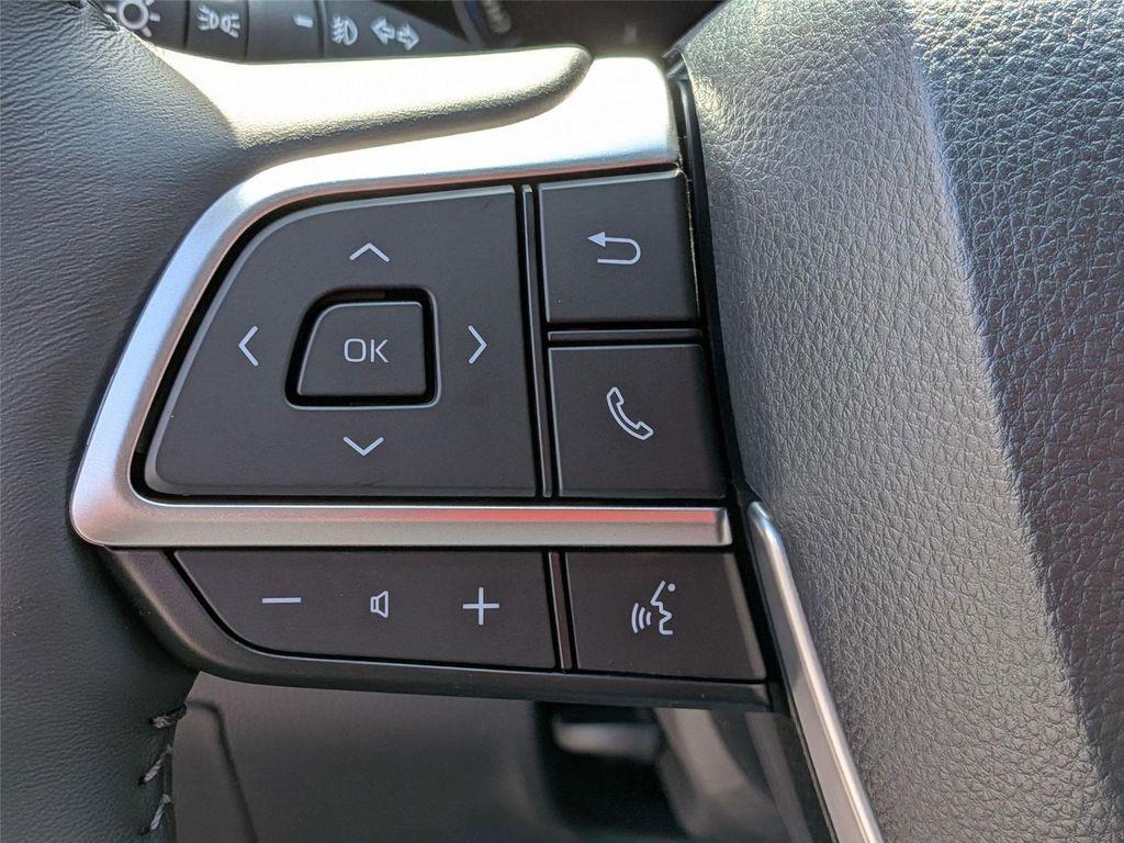 new 2026 Toyota Highlander Hybrid car, priced at $54,494