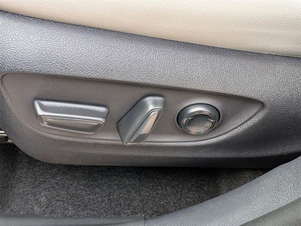 new 2026 Toyota Grand Highlander Hybrid car, priced at $60,281