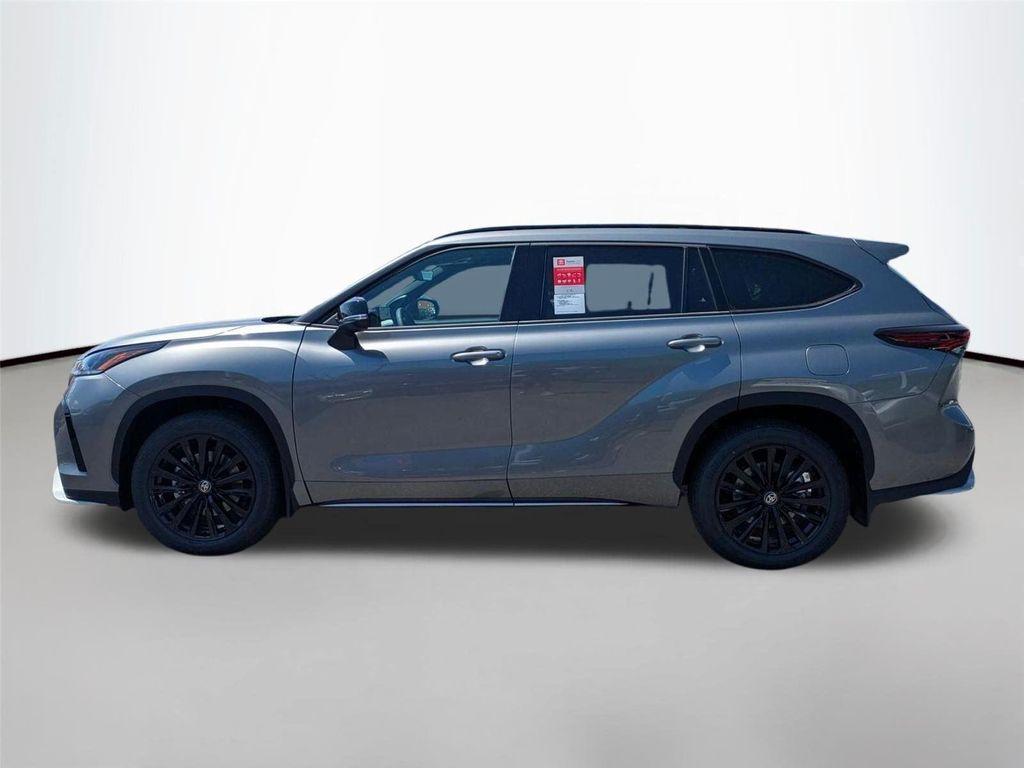 new 2026 Toyota Highlander car, priced at $50,708