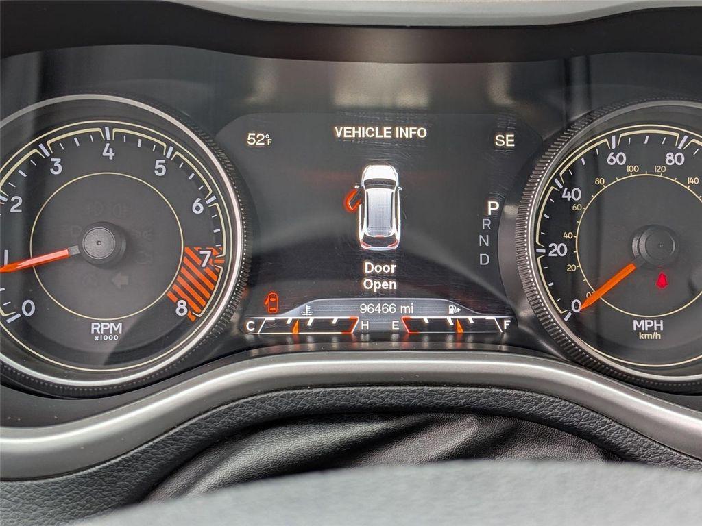 used 2015 Jeep Cherokee car, priced at $11,498