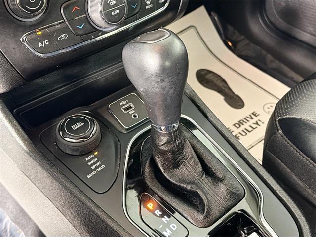 used 2022 Jeep Cherokee car, priced at $20,955