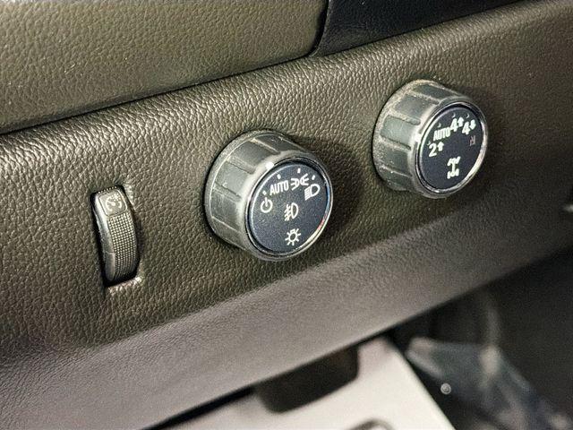 used 2022 GMC Canyon car, priced at $27,079