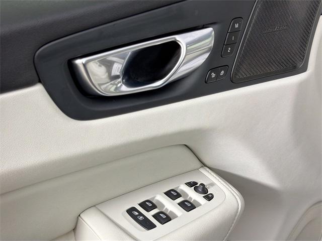 used 2023 Volvo XC60 car, priced at $36,539
