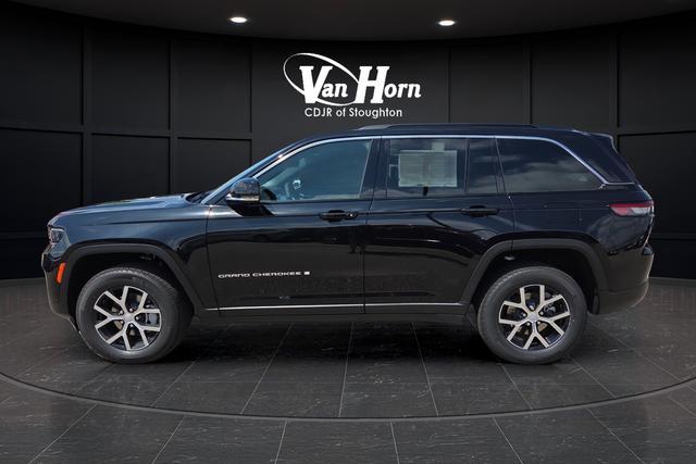 new 2025 Jeep Grand Cherokee car, priced at $47,950