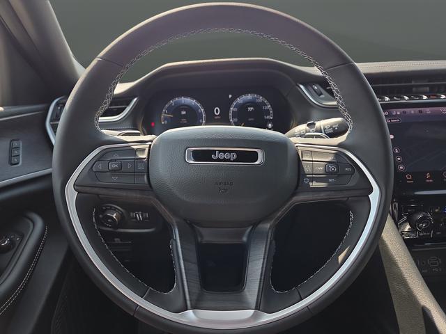 new 2025 Jeep Grand Cherokee car, priced at $47,950