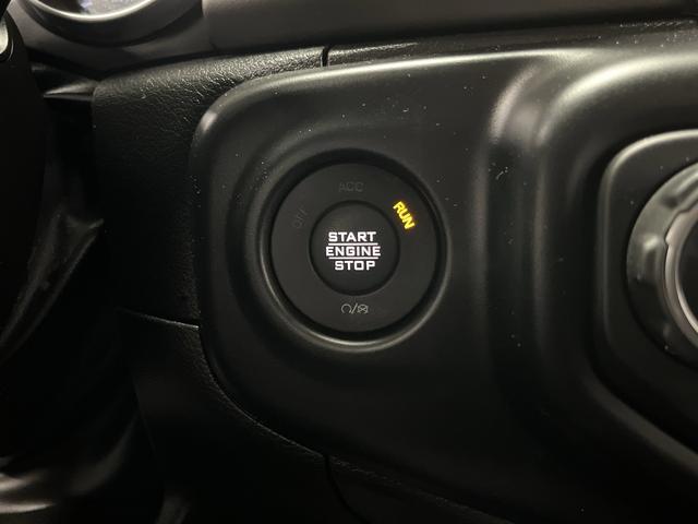 used 2022 Jeep Gladiator car, priced at $28,640