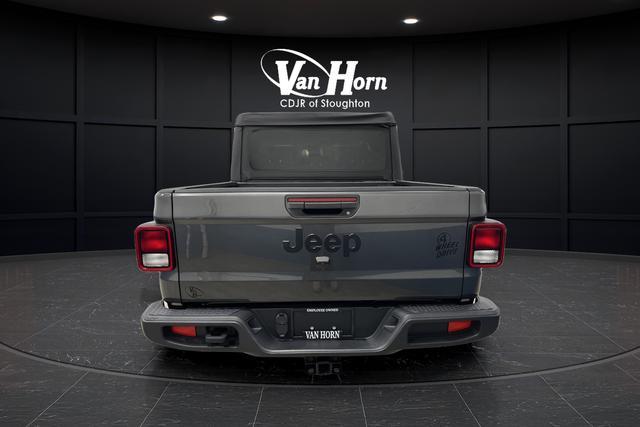 used 2022 Jeep Gladiator car, priced at $28,640