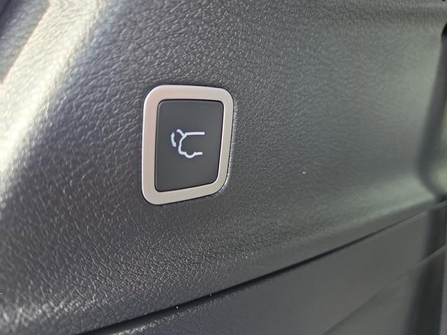 new 2026 Chrysler Pacifica car, priced at $48,264