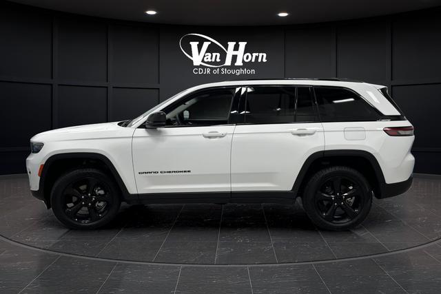 used 2023 Jeep Grand Cherokee car, priced at $28,020