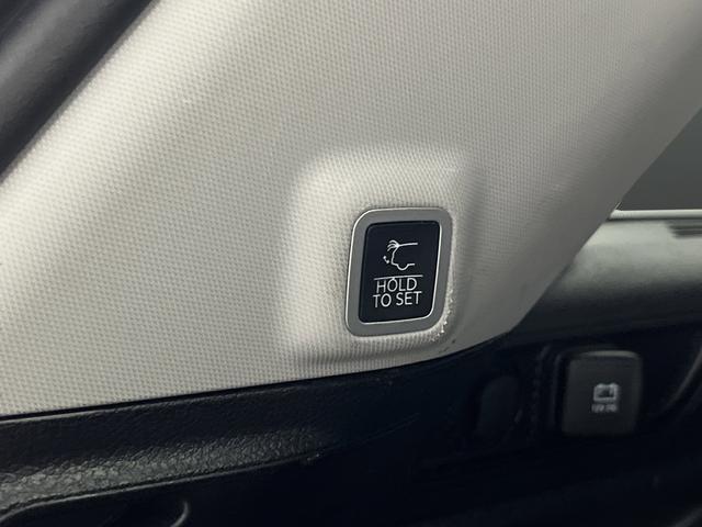 used 2023 Jeep Grand Cherokee car, priced at $28,020