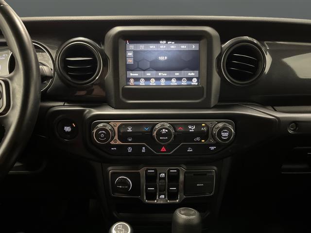 used 2022 Jeep Wrangler Unlimited car, priced at $27,230