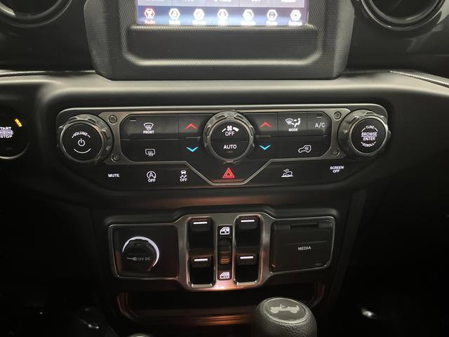 used 2021 Jeep Wrangler Unlimited car, priced at $27,700