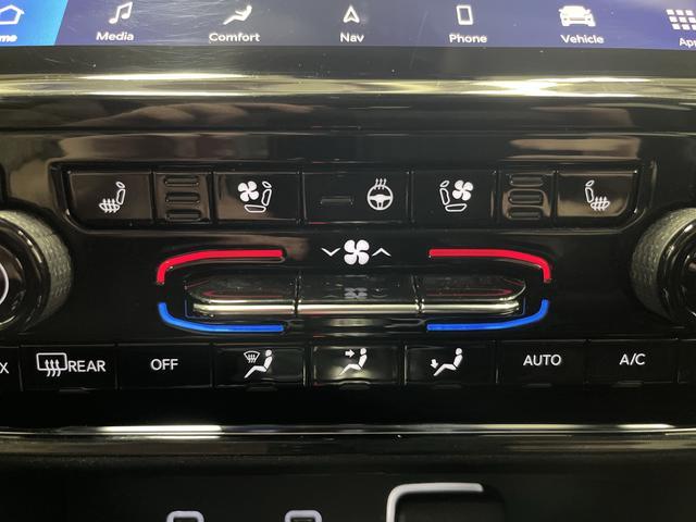 used 2023 Jeep Grand Cherokee car, priced at $29,520