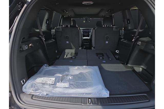 new 2025 Jeep Grand Cherokee L car, priced at $51,165