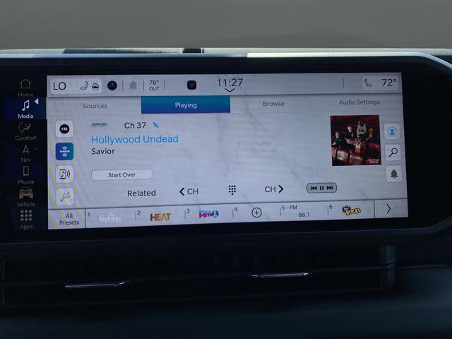 new 2025 Jeep Gladiator car, priced at $50,400