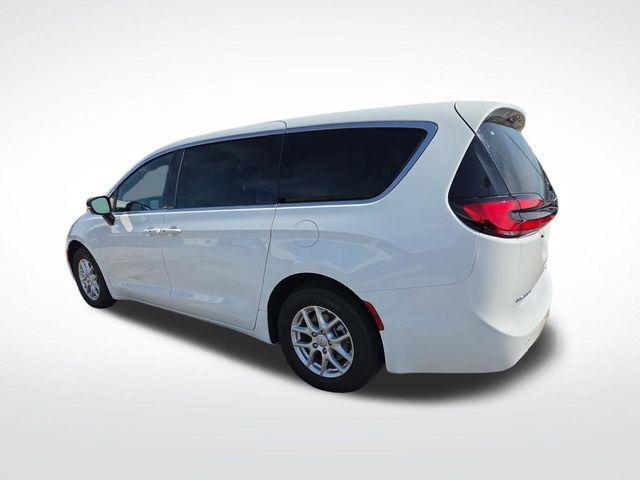 new 2026 Chrysler Pacifica car, priced at $38,929