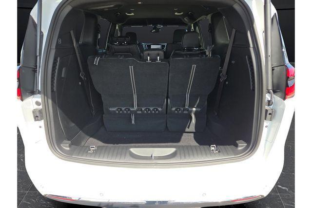 new 2026 Chrysler Pacifica car, priced at $38,929