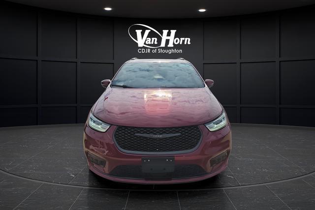 used 2023 Chrysler Pacifica car, priced at $29,119