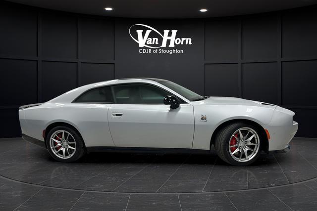 used 2025 Dodge Charger Daytona car, priced at $40,132