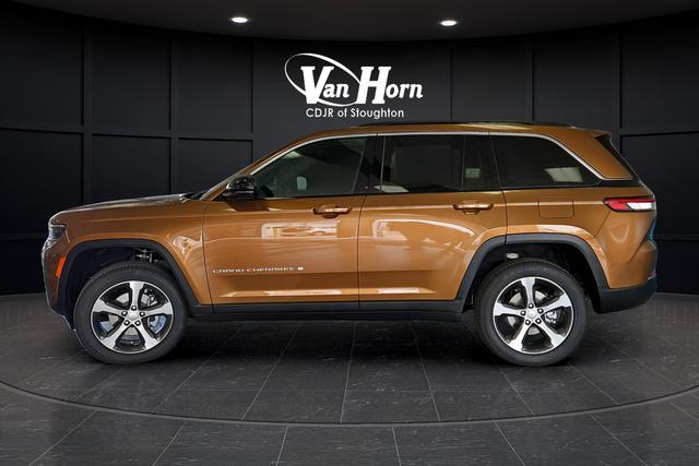 new 2026 Jeep Grand Cherokee car, priced at $46,795