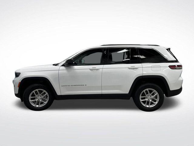 used 2024 Jeep Grand Cherokee car, priced at $30,000
