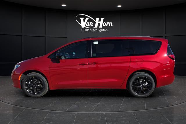 new 2026 Chrysler Pacifica car, priced at $53,435