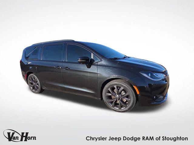 used 2019 Chrysler Pacifica car, priced at $17,700