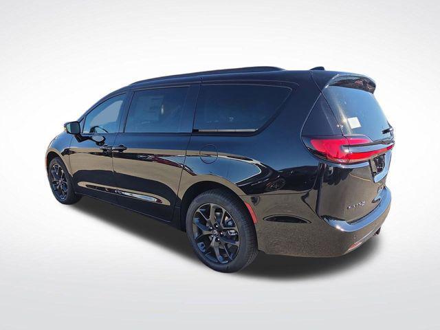 new 2026 Chrysler Pacifica car, priced at $54,505