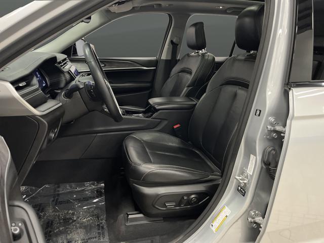 used 2022 Jeep Grand Cherokee car, priced at $26,835