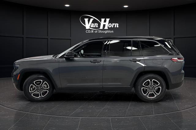 used 2022 Jeep Grand Cherokee car, priced at $32,778