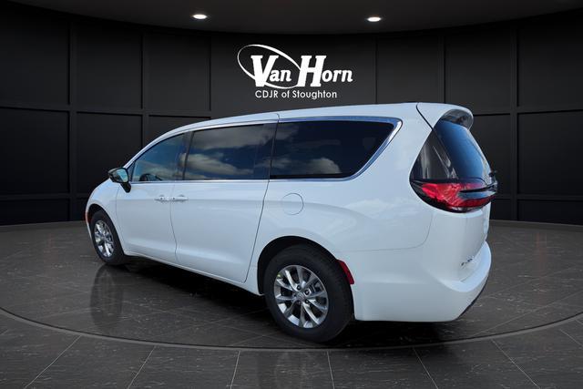 new 2026 Chrysler Pacifica car, priced at $44,872