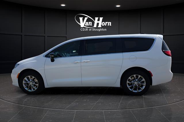 new 2026 Chrysler Pacifica car, priced at $43,432