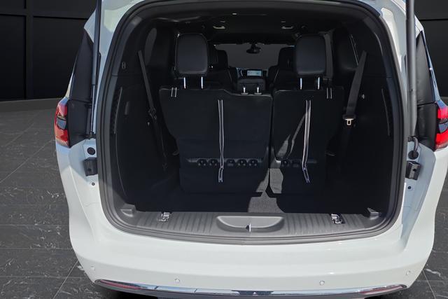 new 2026 Chrysler Pacifica car, priced at $43,432