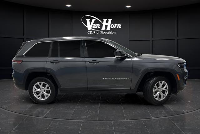 used 2022 Jeep Grand Cherokee car, priced at $26,610