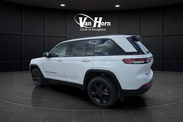 new 2025 Jeep Grand Cherokee car, priced at $43,384
