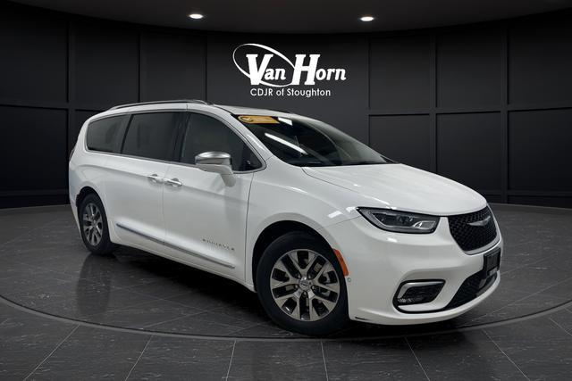 used 2024 Chrysler Pacifica car, priced at $34,813